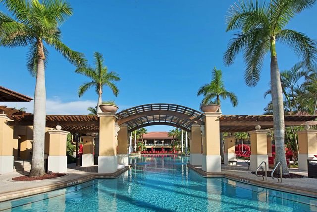 830 Club Drive, Palm Beach Gardens, FL 33418