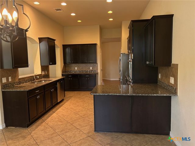 2006 Deer Field Way, Harker Heights, TX 76548