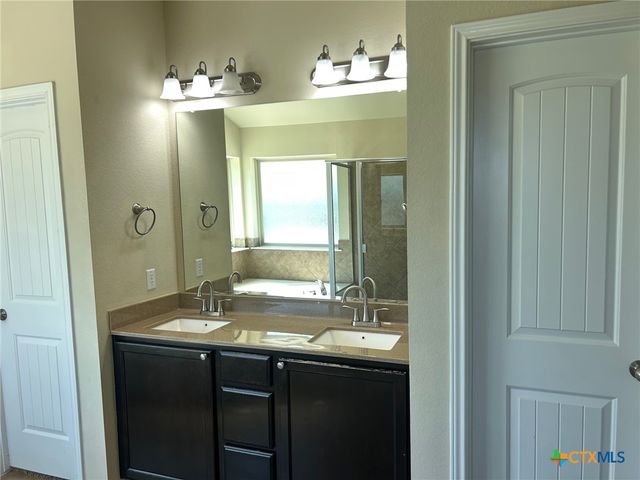 2006 Deer Field Way, Harker Heights, TX 76548