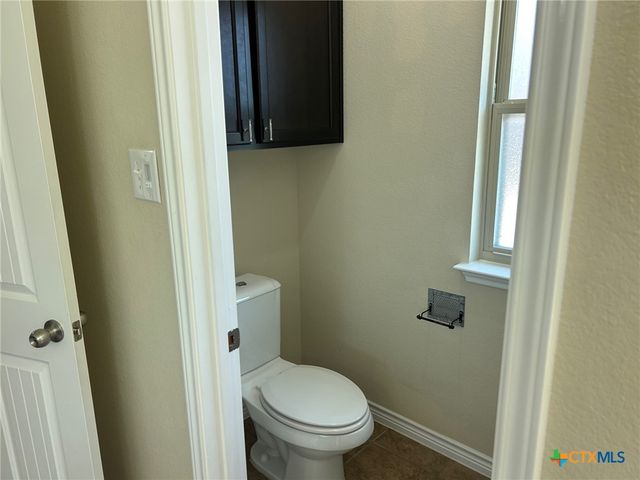 2006 Deer Field Way, Harker Heights, TX 76548