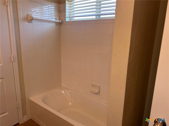 2006 Deer Field Way, Harker Heights, TX 76548