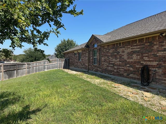2006 Deer Field Way, Harker Heights, TX 76548
