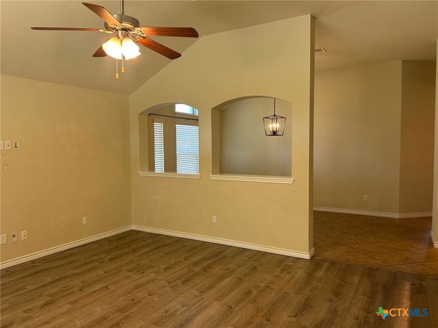 2006 Deer Field Way, Harker Heights, TX 76548