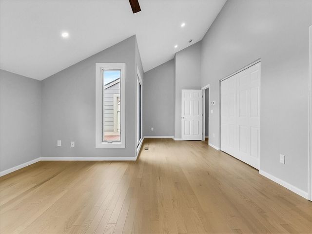 20 Federal St 6, Salem, MA 01970
