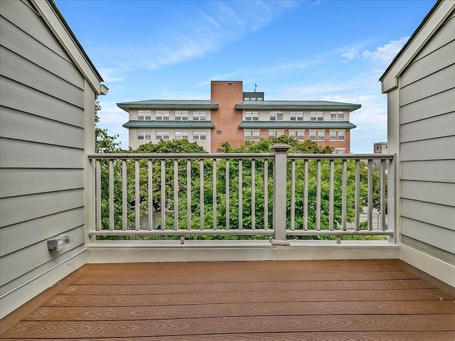 20 Federal St 6, Salem, MA 01970
