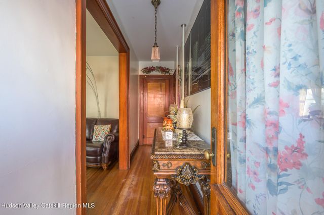 843 Union Street, Hudson, NY 12534