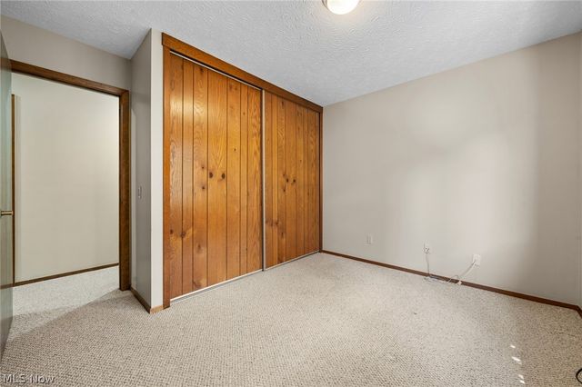 21454 Oak Bark Trail, Strongsville, OH 44149