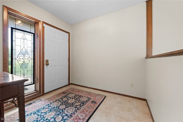 21454 Oak Bark Trail, Strongsville, OH 44149