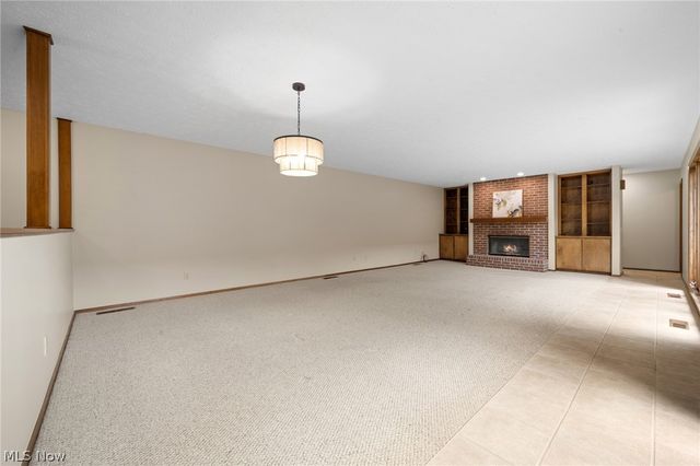 21454 Oak Bark Trail, Strongsville, OH 44149
