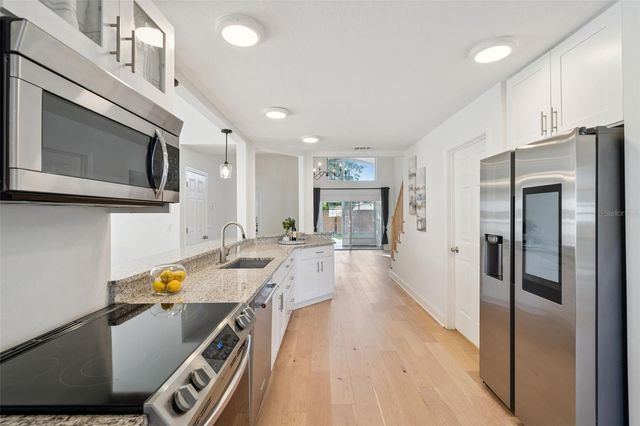 3872 LAKE WARREN DRIVE, Orlando, FL 32812