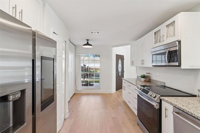 3872 LAKE WARREN DRIVE, Orlando, FL 32812