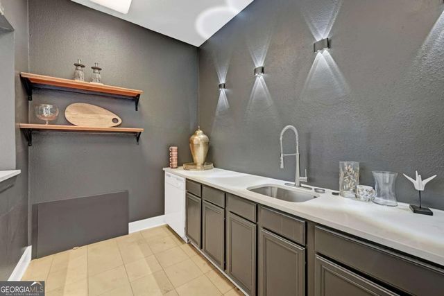 3777 Peachtree Road NE 1116, Brookhaven, GA 30319