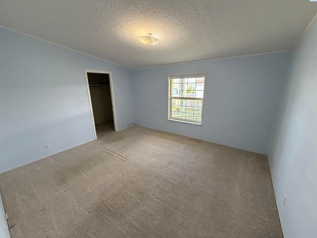 212 Crestwood Drive, Richland, WA 99352