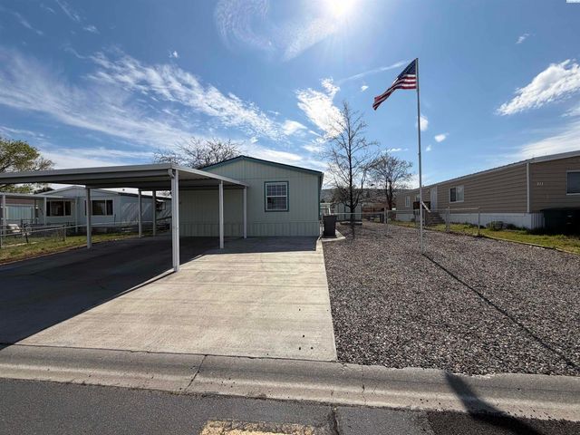 212 Crestwood Drive, Richland, WA 99352