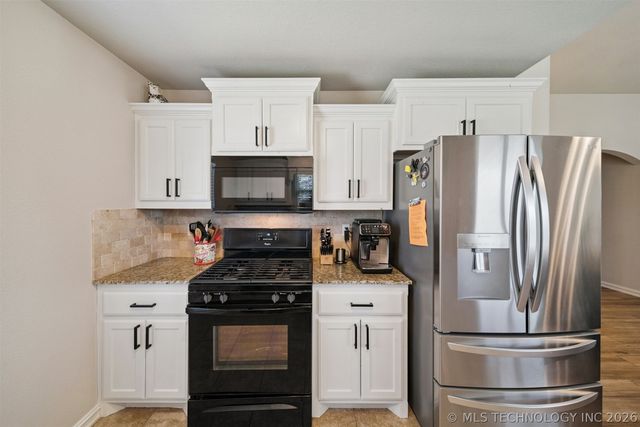 13226 E 134th Street North, Collinsville, OK 74021