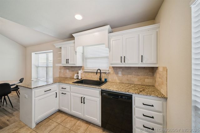 13226 E 134th Street North, Collinsville, OK 74021