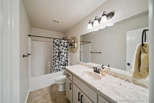 13226 E 134th Street North, Collinsville, OK 74021