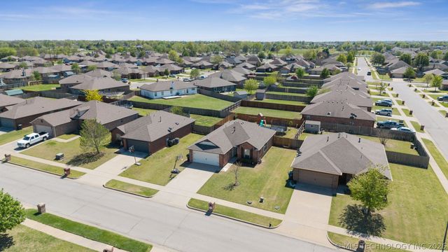 13226 E 134th Street North, Collinsville, OK 74021