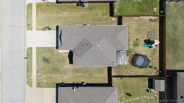 13226 E 134th Street North, Collinsville, OK 74021
