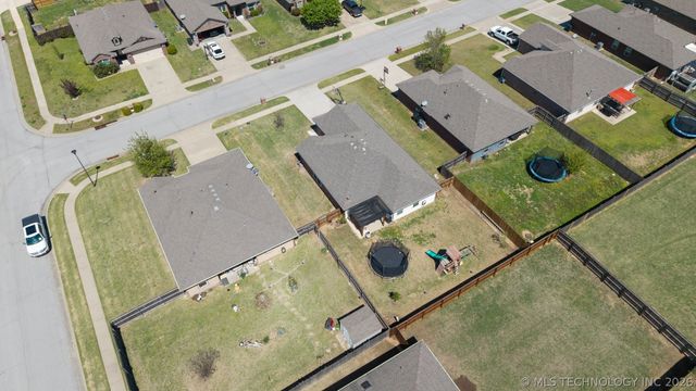 13226 E 134th Street North, Collinsville, OK 74021
