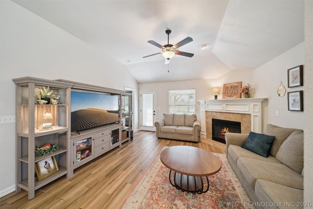 13226 E 134th Street North, Collinsville, OK 74021