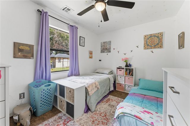 1713 N Inglewood Street, Siloam Springs, AR 72761