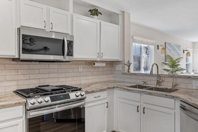 4358 Monhegan Way, Mather, CA 95655