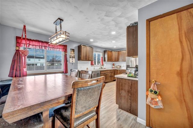 1908 W 38th Street, Lorain, OH 44053