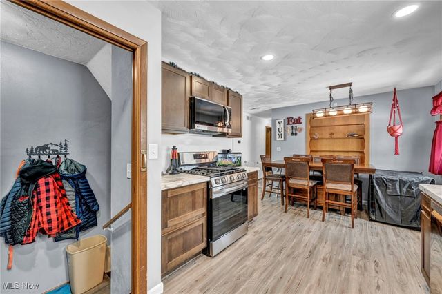 1908 W 38th Street, Lorain, OH 44053