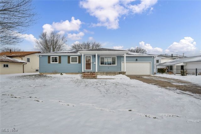 1908 W 38th Street, Lorain, OH 44053