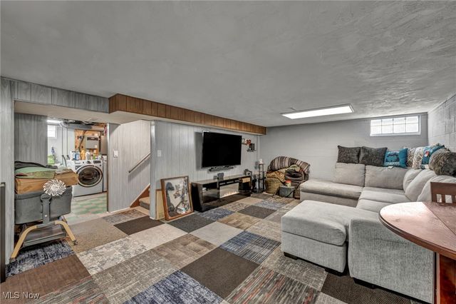 1908 W 38th Street, Lorain, OH 44053