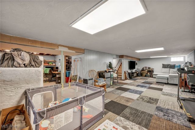 1908 W 38th Street, Lorain, OH 44053