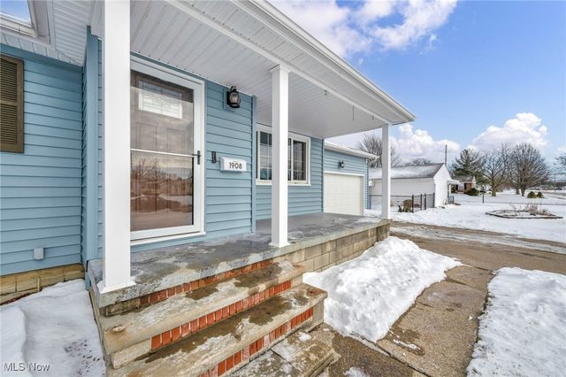 1908 W 38th Street, Lorain, OH 44053