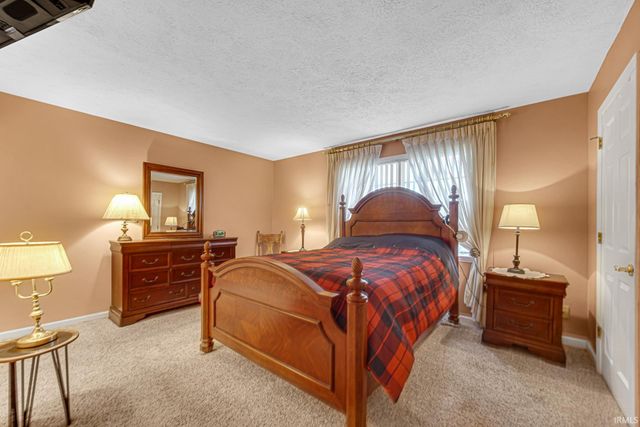 10267 Quince Road, Plymouth, IN 46563