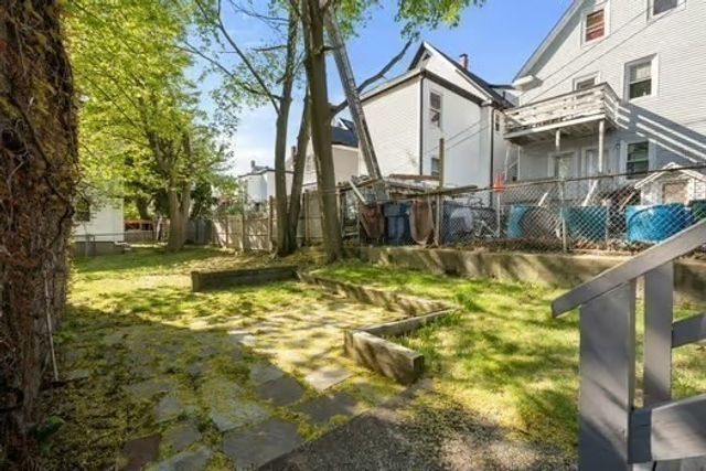 111 Walnut St, Everett, MA 02149