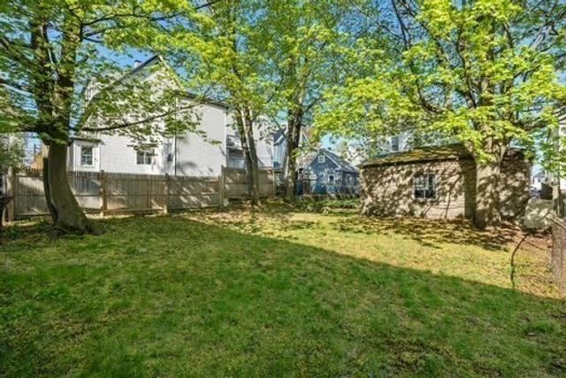 111 Walnut St, Everett, MA 02149