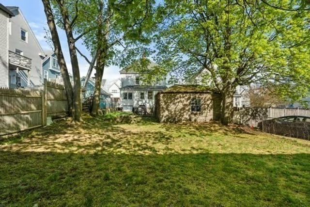 111 Walnut St, Everett, MA 02149