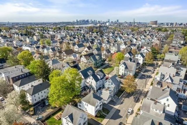111 Walnut St, Everett, MA 02149
