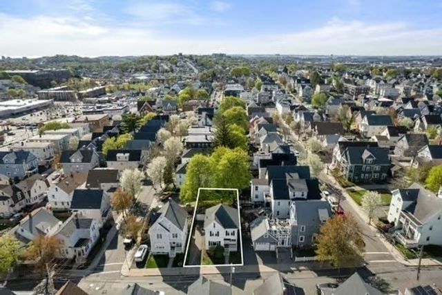 111 Walnut St, Everett, MA 02149