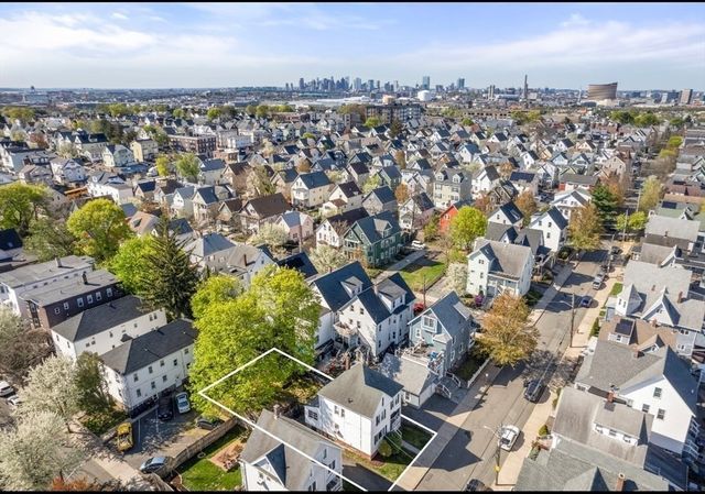 111 Walnut St, Everett, MA 02149
