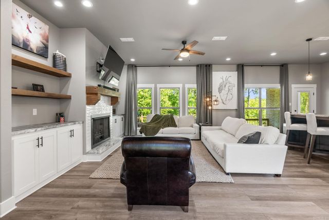 15 Wellington Place, Cabot, AR 72023