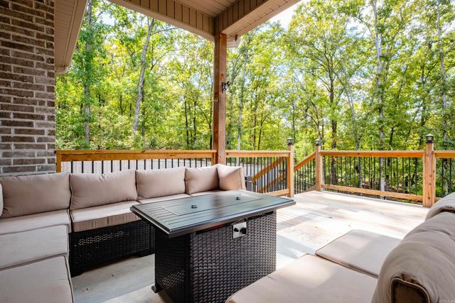 15 Wellington Place, Cabot, AR 72023