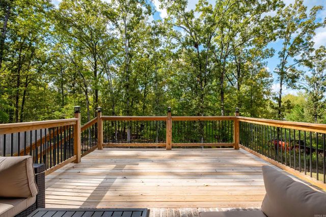 15 Wellington Place, Cabot, AR 72023