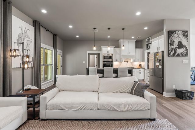 15 Wellington Place, Cabot, AR 72023