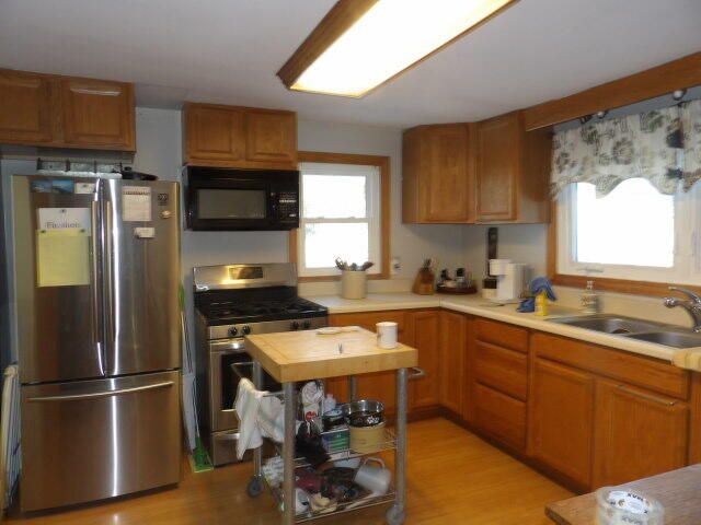 141 Sheldon Street, Climax Vllg, MI 49034