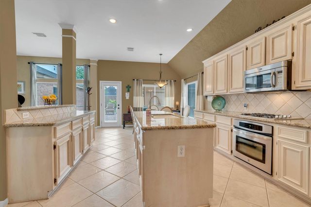 11727 Lochberry Court, Tomball, TX 77377