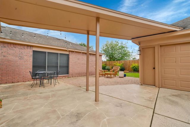 11727 Lochberry Court, Tomball, TX 77377