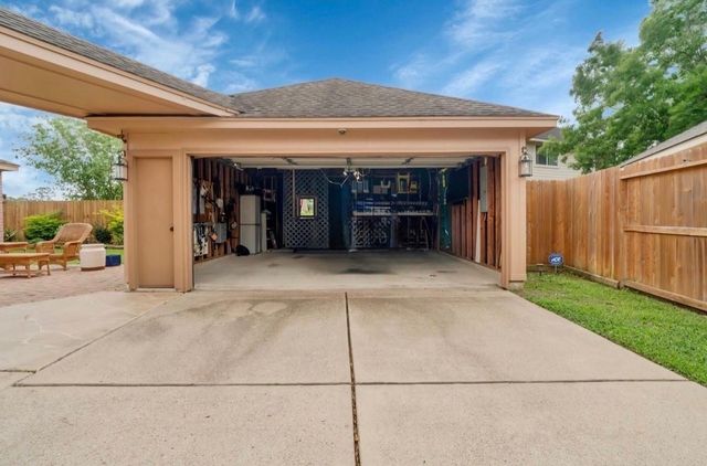 11727 Lochberry Court, Tomball, TX 77377