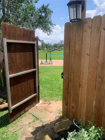 11727 Lochberry Court, Tomball, TX 77377