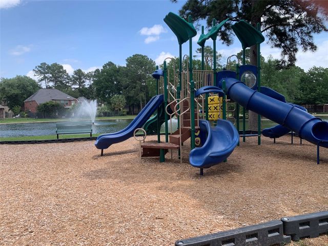 11727 Lochberry Court, Tomball, TX 77377